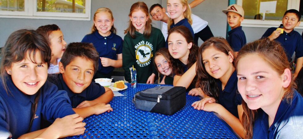 children in the lunch area